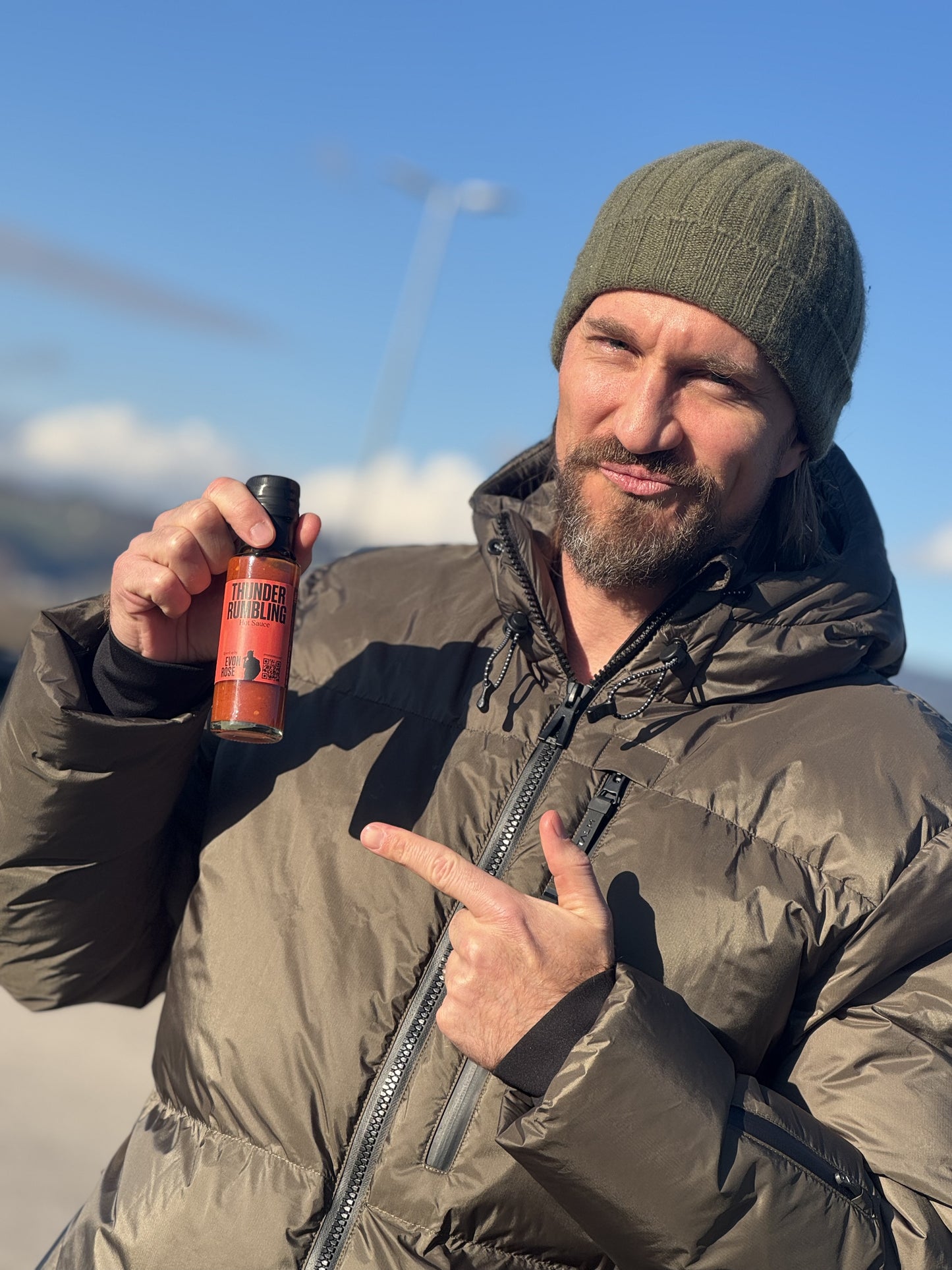 Thunder Rumbling Hot-Sauce 110g/100ml (Evon Rose Edition)